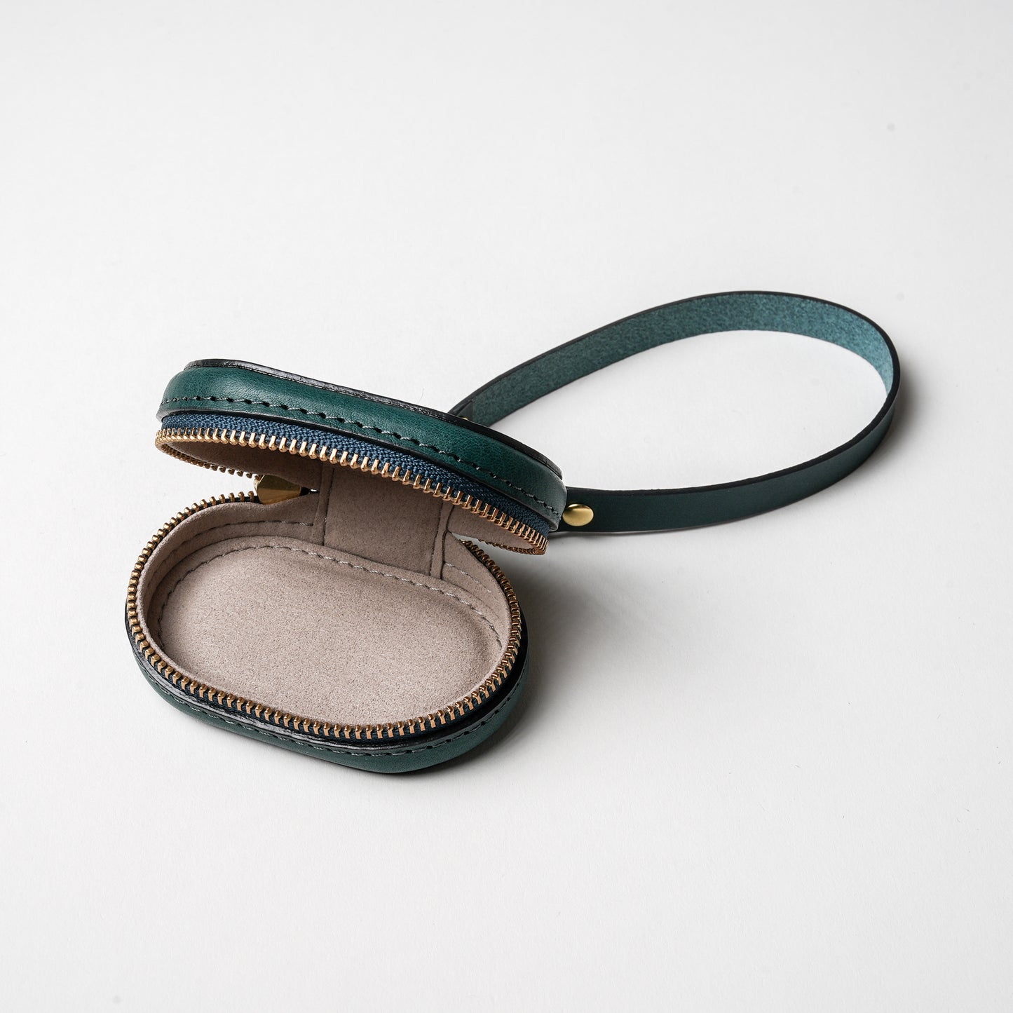 上質な本革ミニケース ブルー