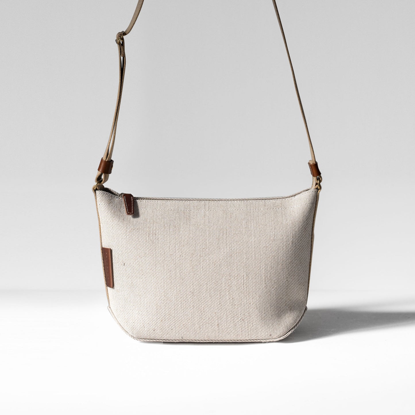 綿麻帆布のショルダーバッグS <生成り ecru>