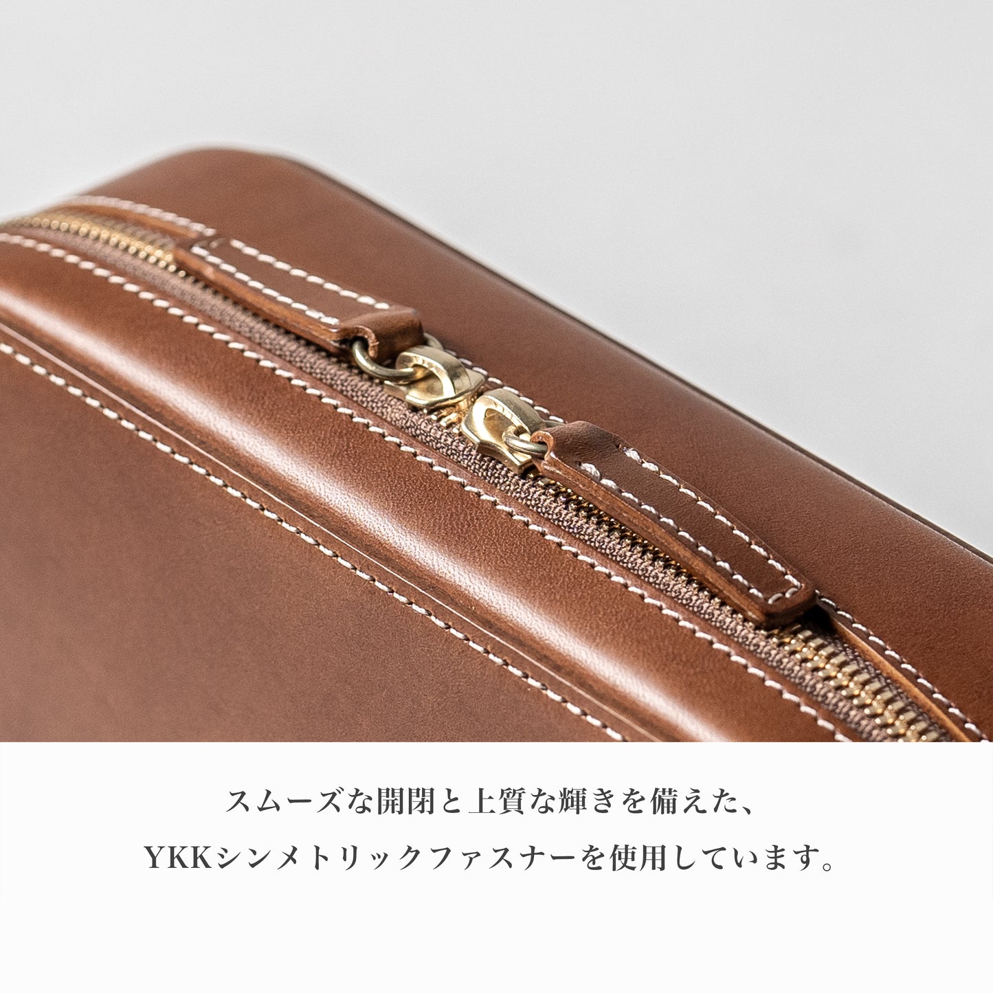 木型でかたちづくるレザーポシェット ブラック