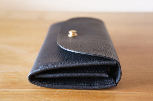 一枚革で仕立てた長財布 ブラック(ラッピング無料) ギフト