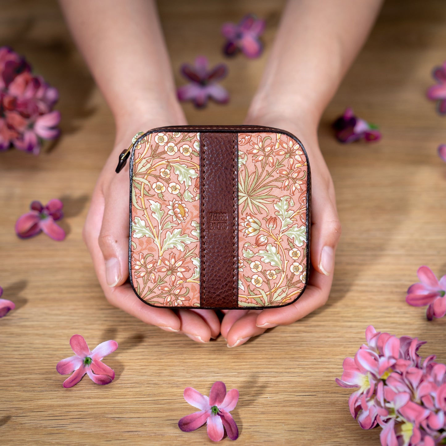 moda fabrics ヒヤシンス柄 ピンク ミニポーチ