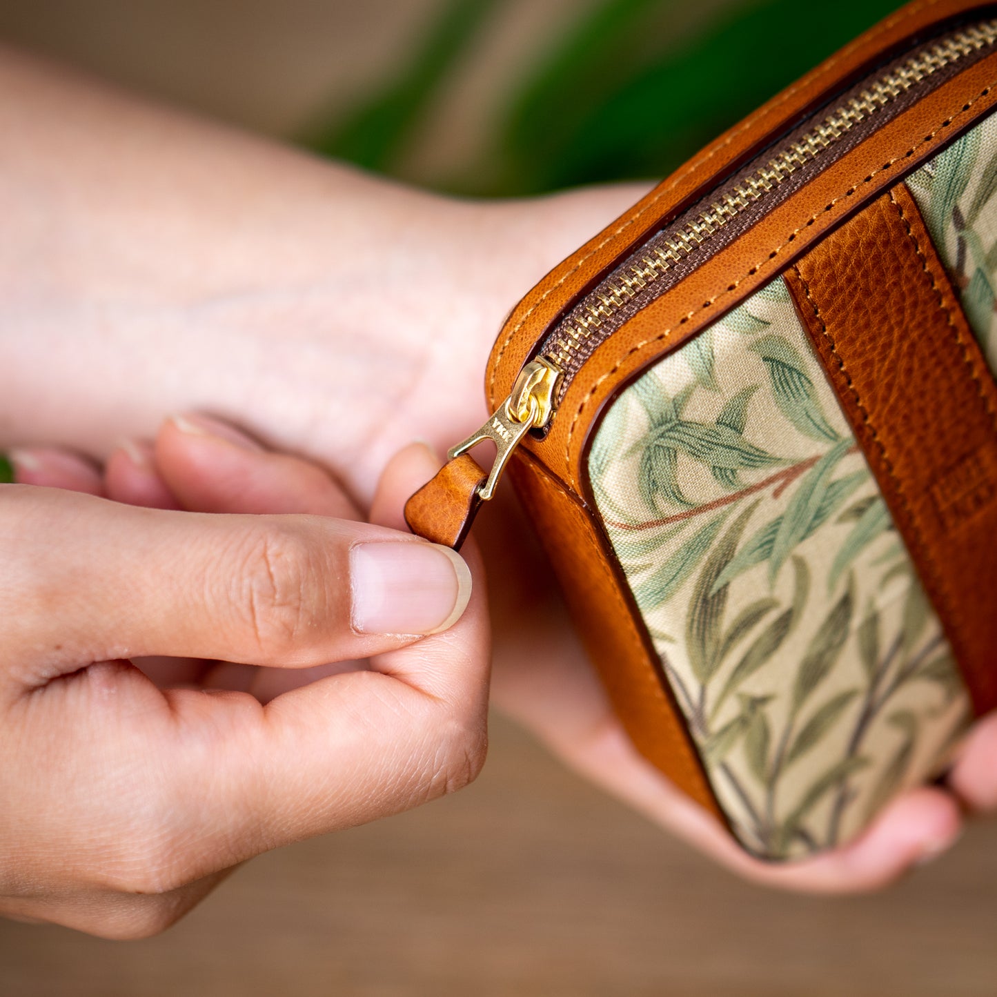 moda fabrics ウィローボウ柄 ミニポーチ