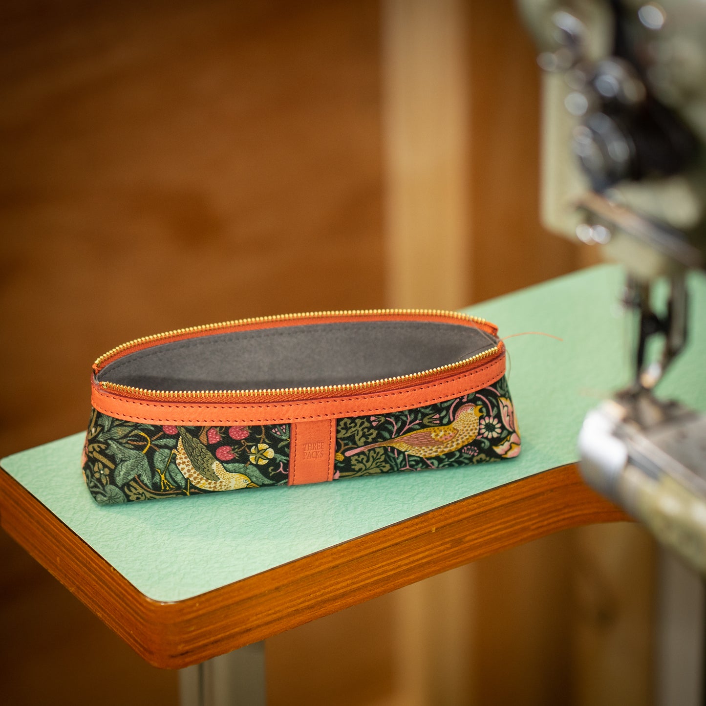 moda fabrics ペンケース いちご泥棒柄