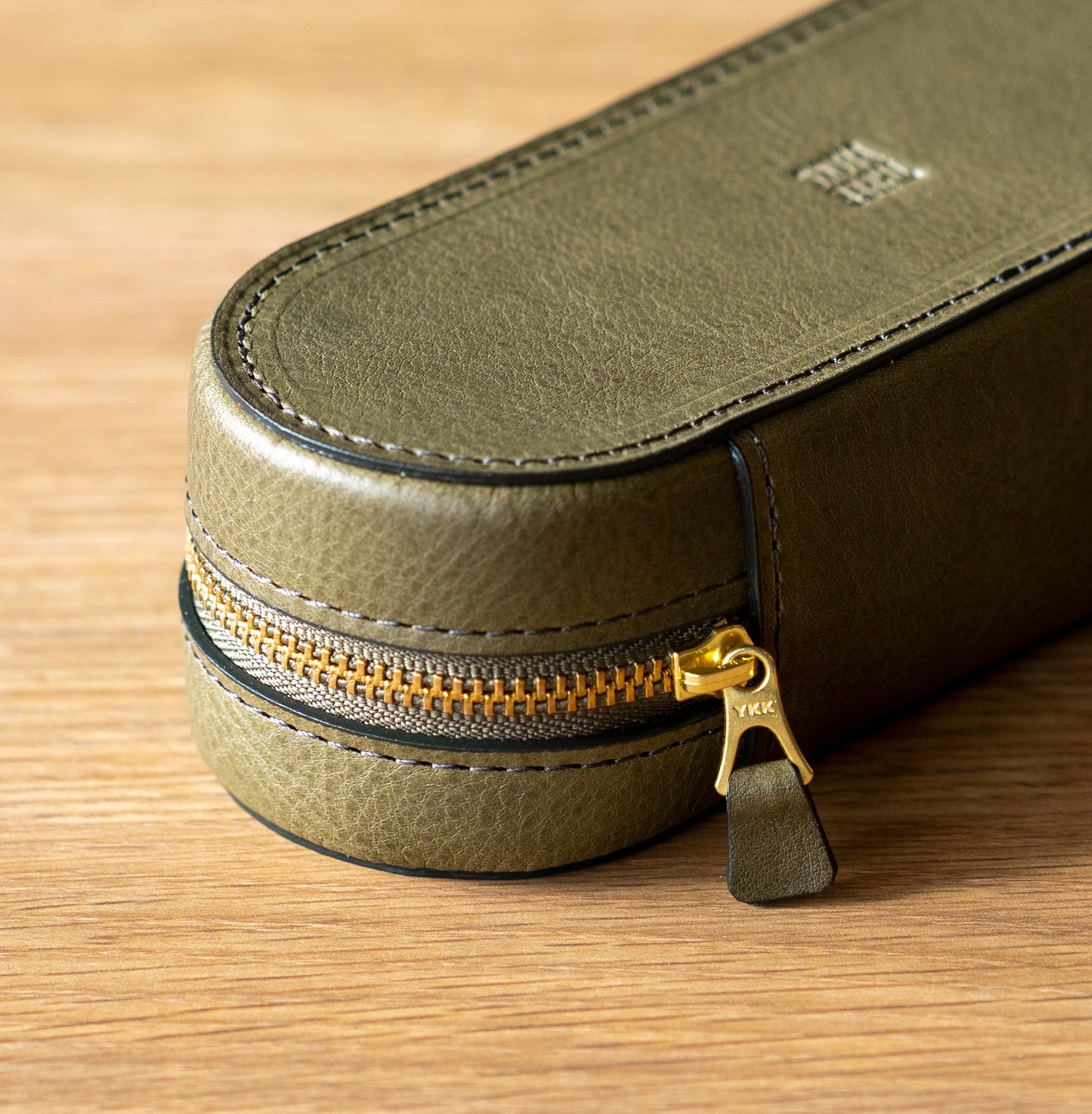 上質な本革メガネケース グリージオ